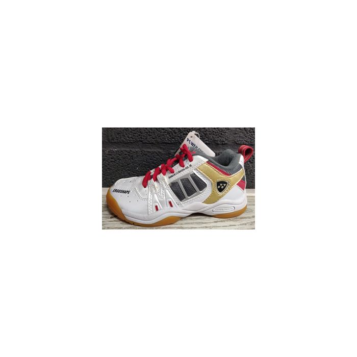 Yonex power cushion discount 100